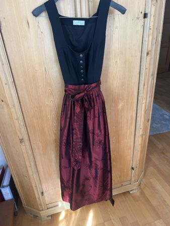 Dirndl Landhaus Austrian Style weinrot schwarz gut