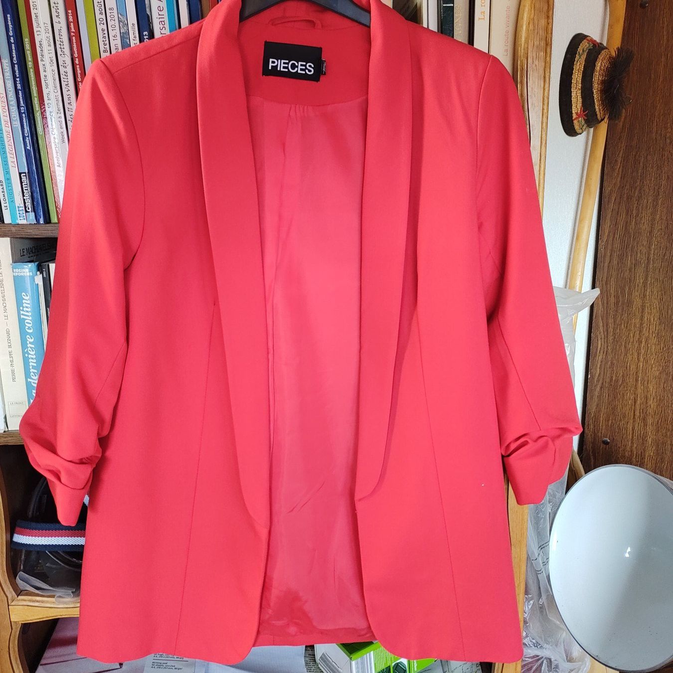 Giacche: Veste – Usato da La  Tour-de-Trême venduto da Kotochunko 1