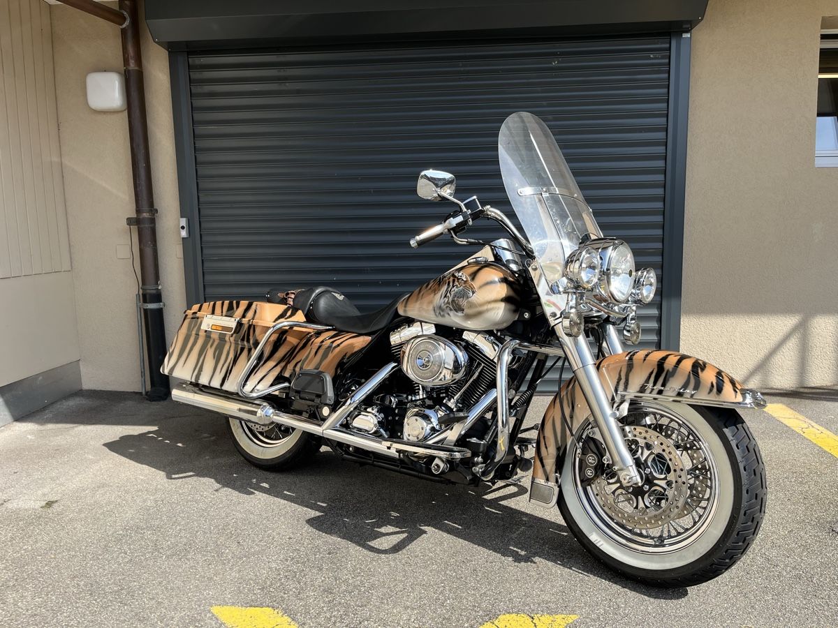 Chopper: Harley Davidson Road King FLHRCI – Usato da Greppen venduto da Slik21