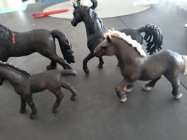 Schleich Pferde Figuren Konvolut guter Zustand
