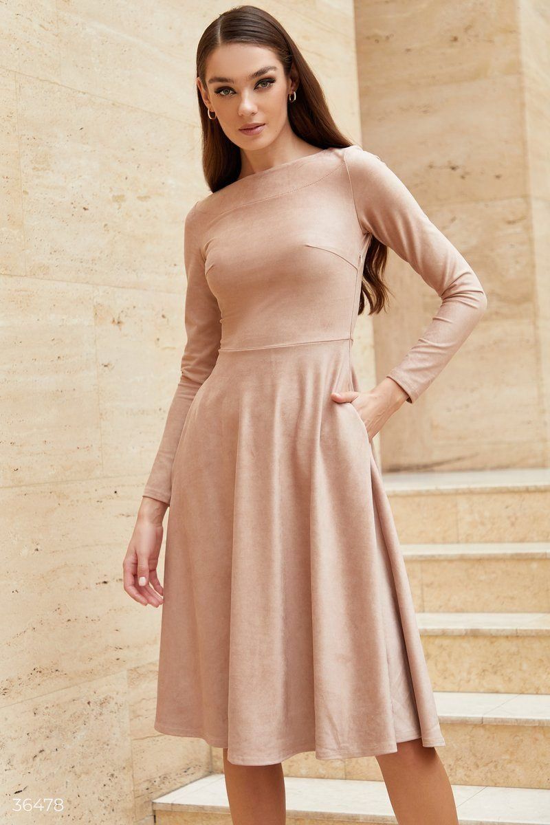 Vestiti: Beige MIDI Dress Size: M – Nuovo e nell'imballaggio originale da Zürich venduto da Ms.Me-Fashion 2