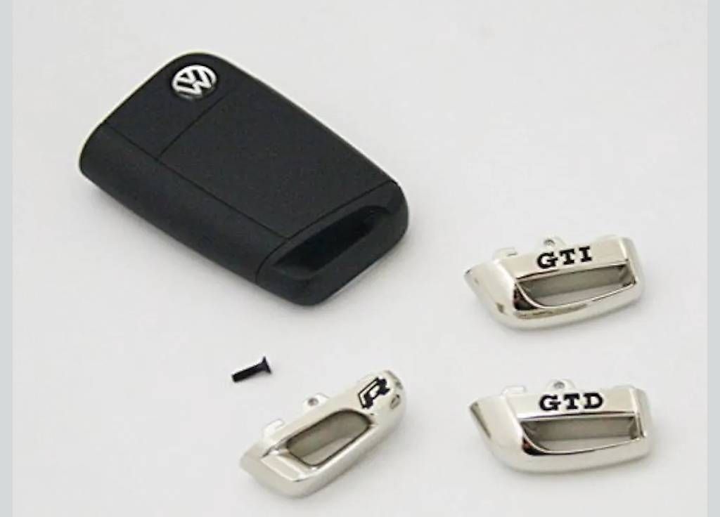 VW Chiavi: Original VW GTI Schlüsselkappen – Usato da Hagenbuch ZH venduto da Styfnie 1