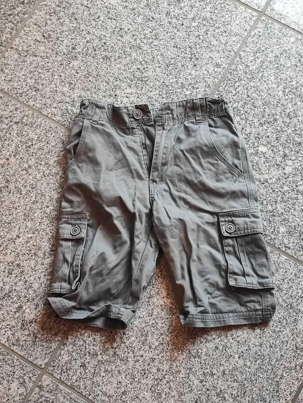 Pantaloni: Kurze Hose Gr. 134 – Usato da Grabs venduto da Margelchopf1