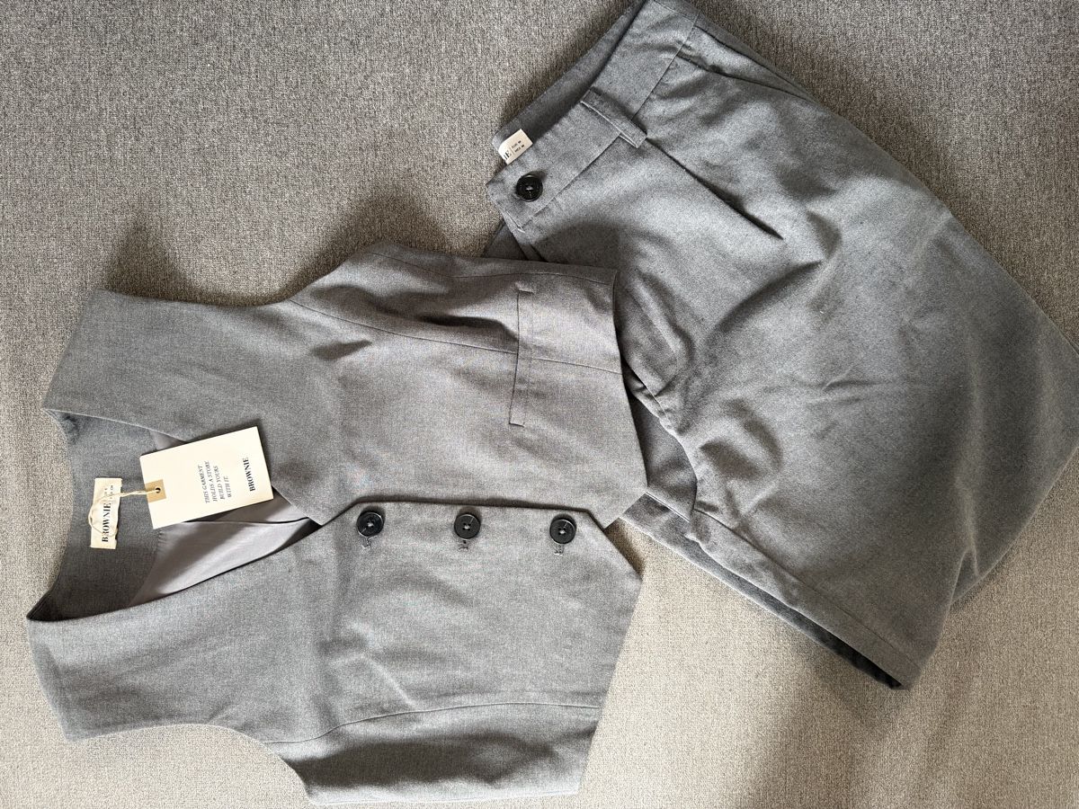Kleiderpakete: Set Brownie – Gebraucht aus Renens VD von sor_jq9m