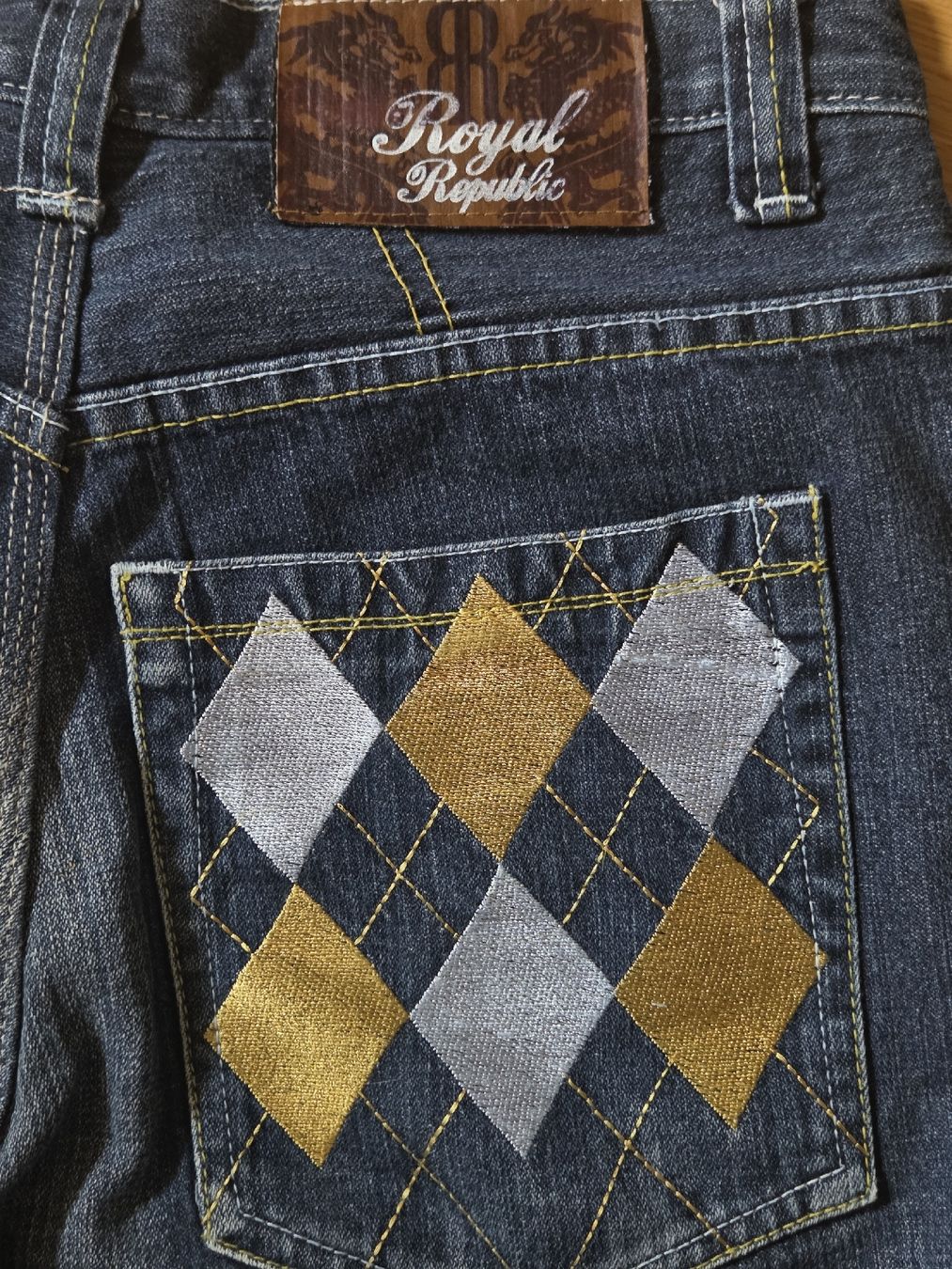 Jeans: Jeans Shorts – D'occasion à Bassersdorf par ale_2ftz 4