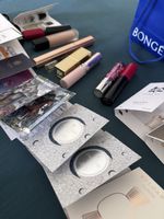 Lot complet cosmétiques et parfums 