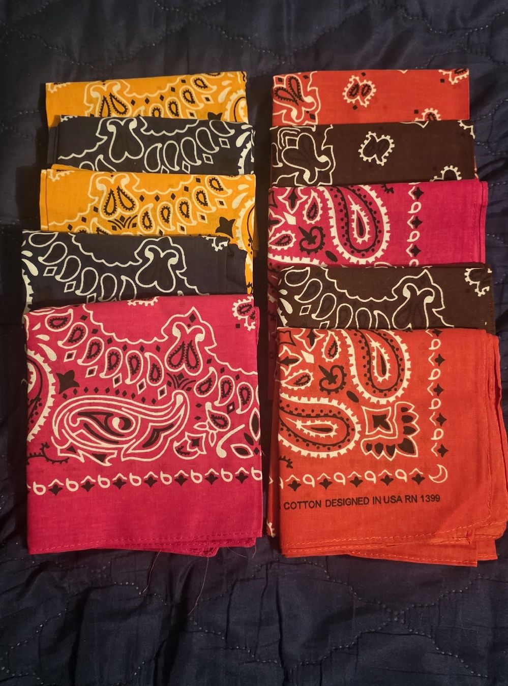 Foulards, Tücher & Schals: Scarf designed in the USA – Neu (gemäss Beschreibung) aus Chur von ACE18