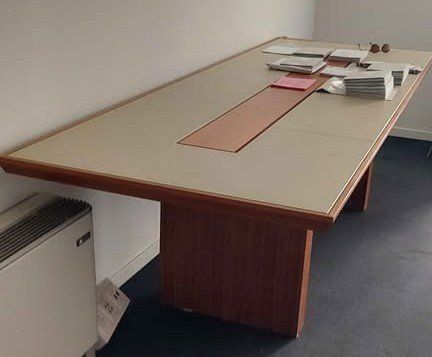 Tische: Table de conférence – Gebraucht aus Genève von lma_2wt7
