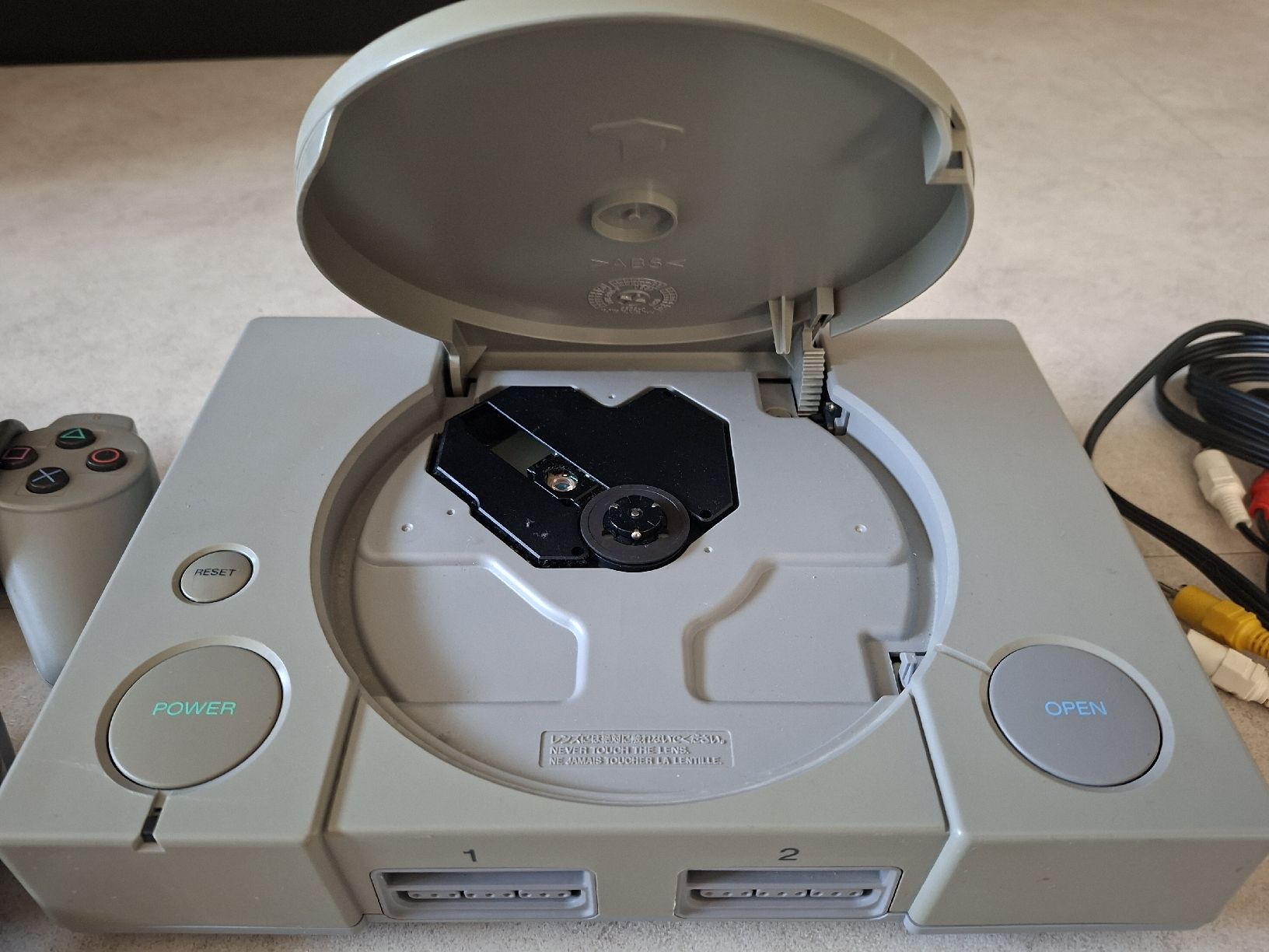 Sony Konsolen: Playstation 1 Konsole mit Controllern – Gebraucht aus Schafisheim von piiep_17 2