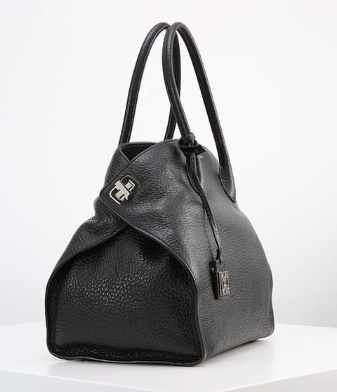 Coccinelle Sacs femmes: Coccinelle Handtasche – D'occasion à Lenzerheide/Lai par maa_6brh 4