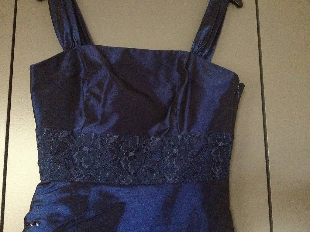 Robes: Festliches Kleid  – D'occasion à Hindelbank par Hindelbank2 1