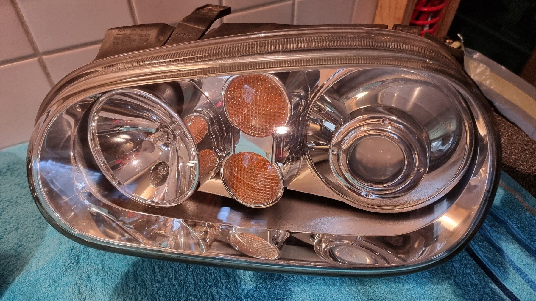 VW Fari: Xenon VW Golf 4 / R32 – Usato da Beinwil am See venduto da BUBSI-CARS64 1