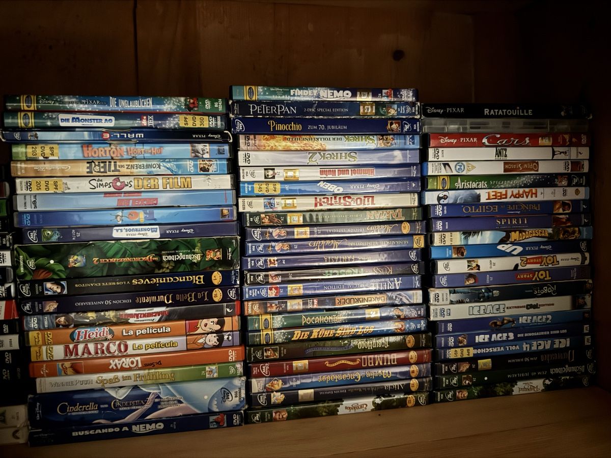 Tous les DVDs: DVD Sammlung - Kinderfilme – D'occasion à Cham par matap1