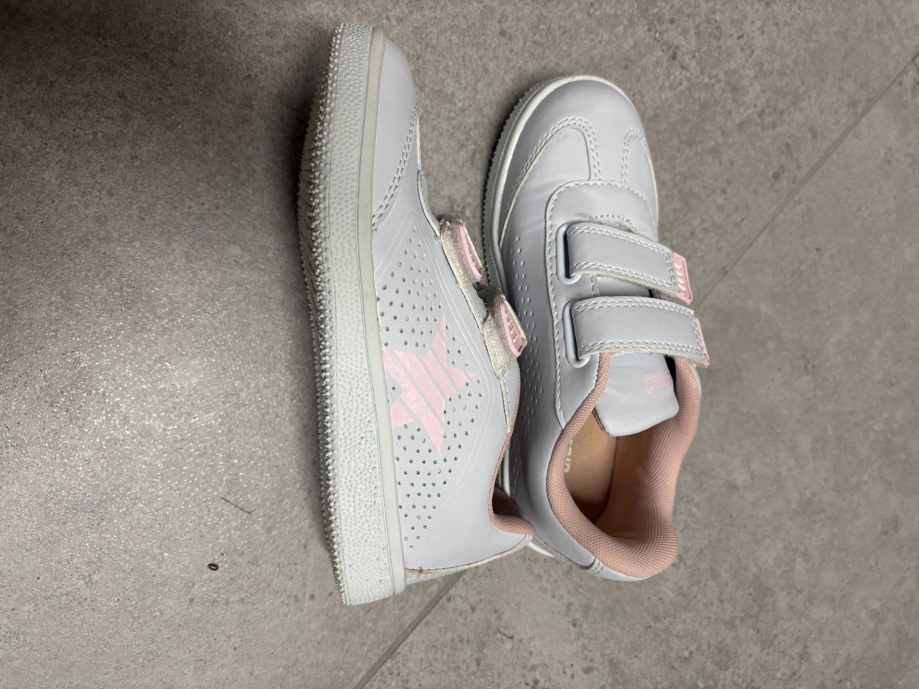 Scarpe per ragazze: Baskets blanches fille taille 32 neuf sneaker – Nuovo (secondo la descrizione) da Salvenach venduto da gwenwywar 2