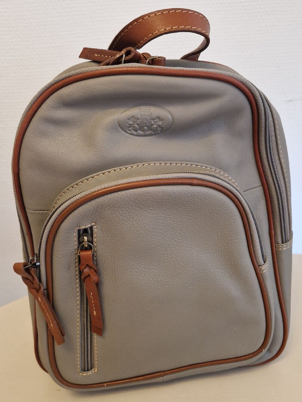 Zaini: Echt Leder Rucksack von ROWALLAN – Nuovo e nell'imballaggio originale da Horn venduto da Minerva67