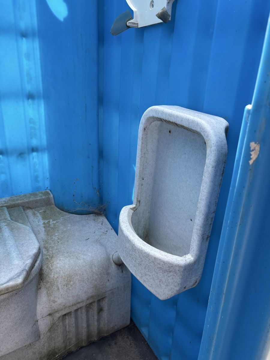 Baucontainer: Chantier – Defekt aus Vuisternens-devant-Romont von sauvage66 5