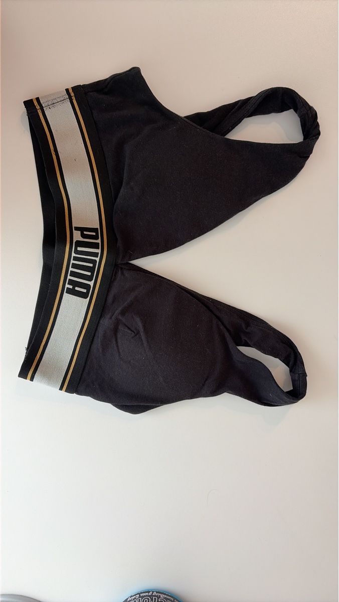 Puma Top: Puma BH Schwarz Grösse S/M – Usato da Eschenbach SG venduto da asaram