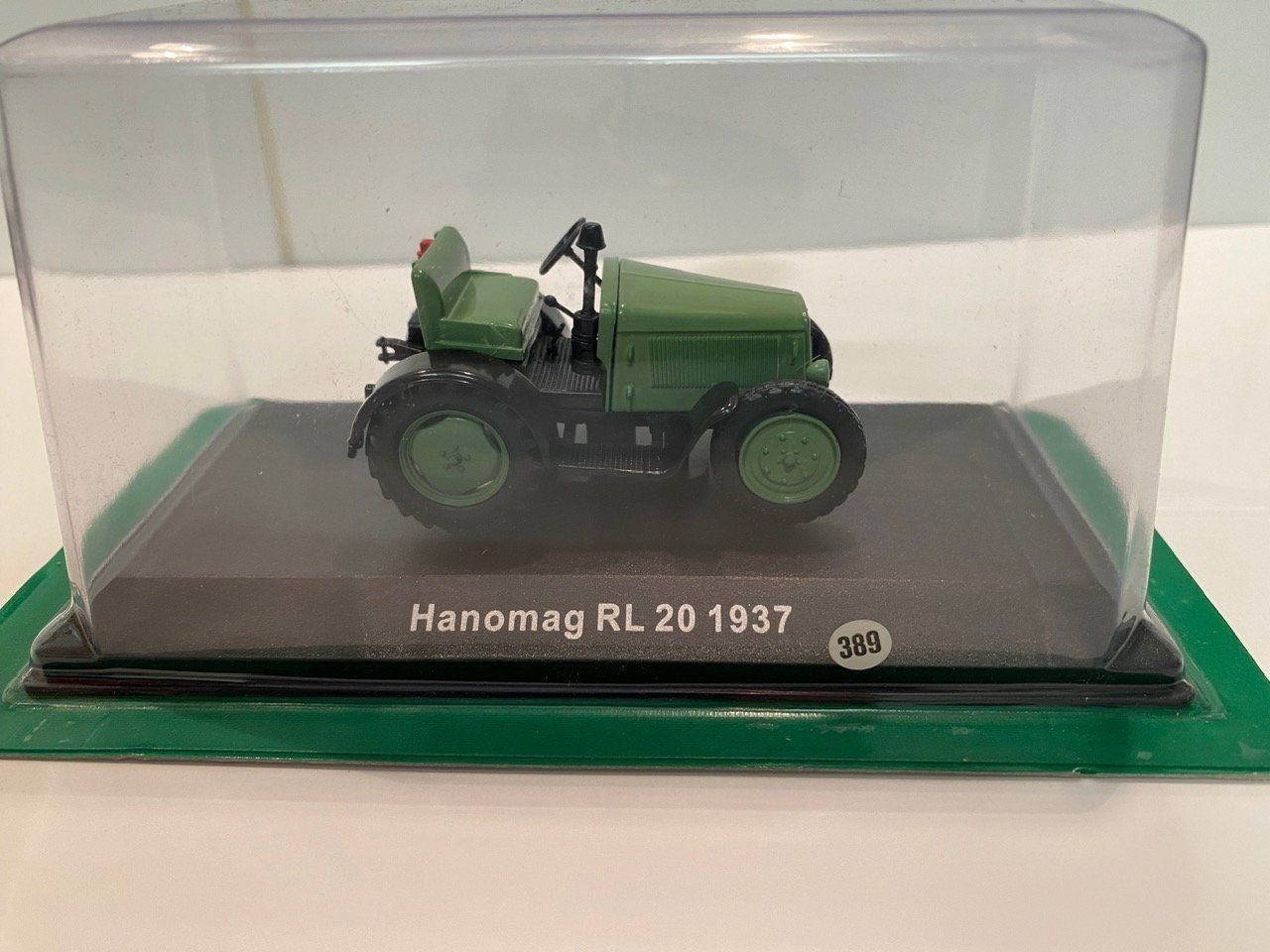 Modellbausätze & Standmodelle: Traktor Hanomag RL 20 1937 1-43 389 – Neu und originalverpackt aus Stäfa von thebrand