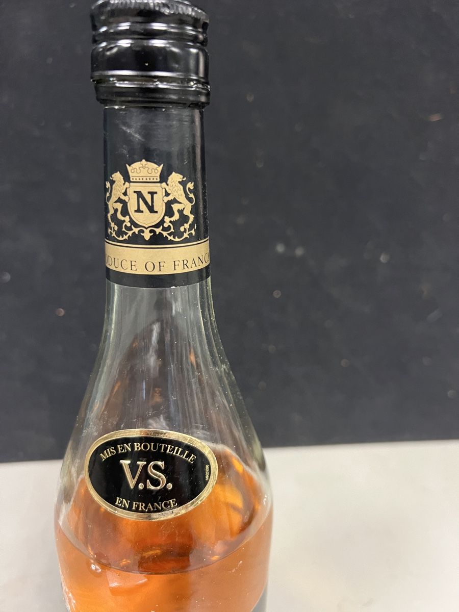 Bevande alcoliche: Brandy Le Cuvier Very Special -Format Collection! – Usato da Genève venduto da Leboucheoreilles 2