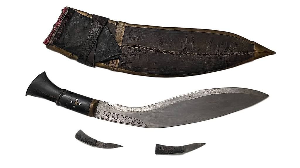 Posate: Antiker Kukri, Nepal – Usato da Chur venduto da Tenorio