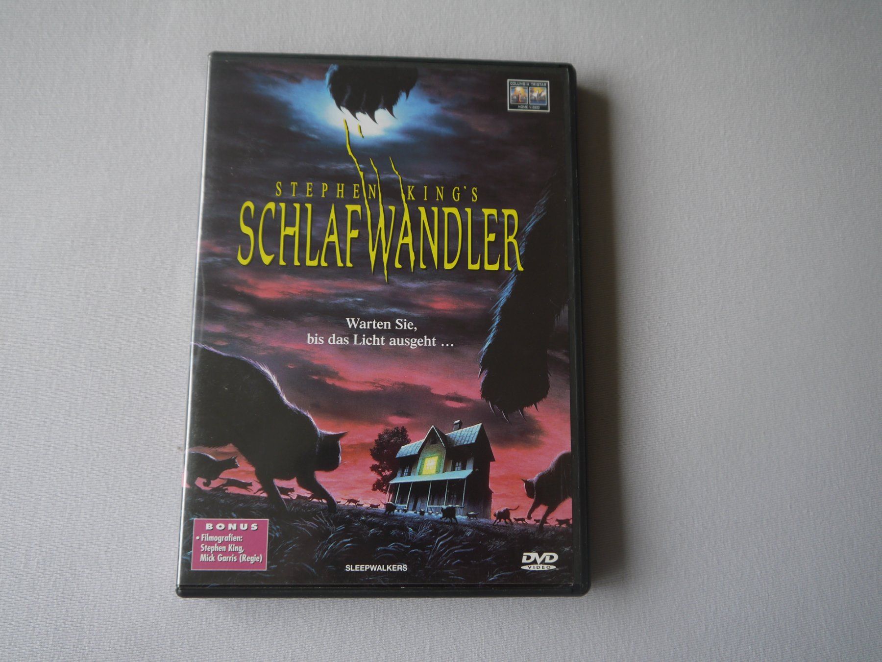 Tutti i DVDs: Stephen King - SCHLAFWANDLER(1992) – Usato da Hagendorn venduto da Blaf