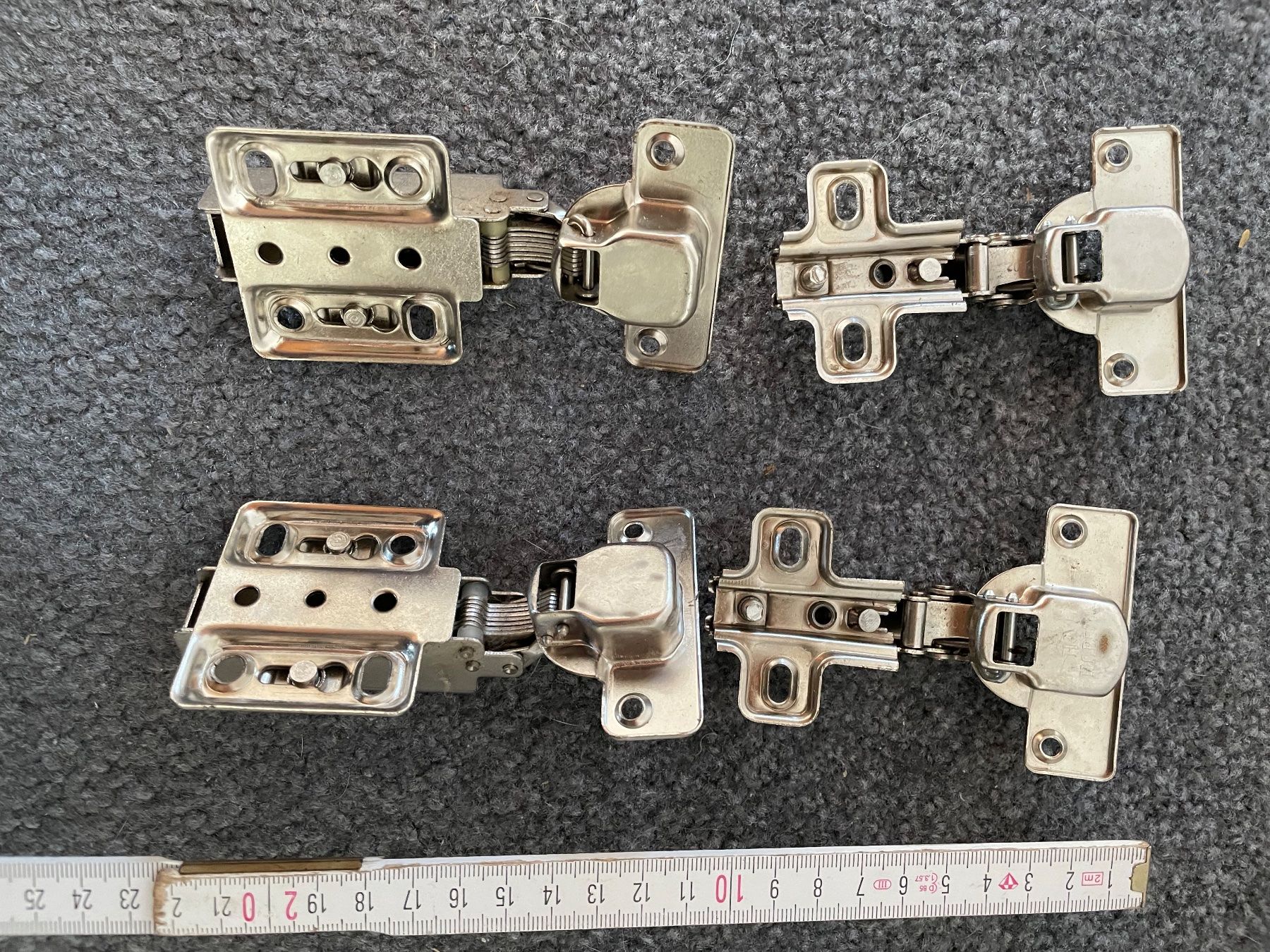 Quincaillerie: 4 stk Scharniere Topfscharnier – D'occasion à Esslingen par Zeppi1 1