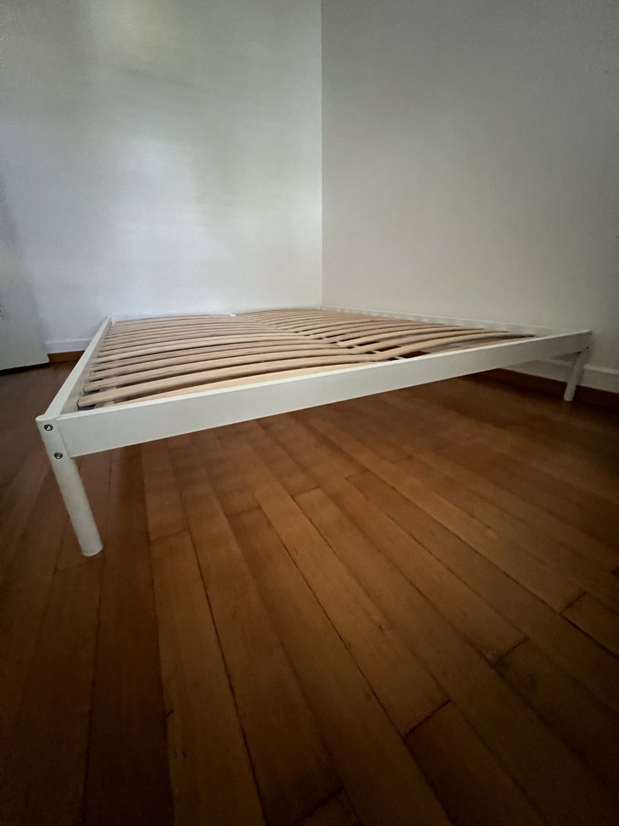 Ikea Letti: Bettgestell mit Lattenrost  – Nuovo (secondo la descrizione) da Luzern venduto da kes_l9q6 1