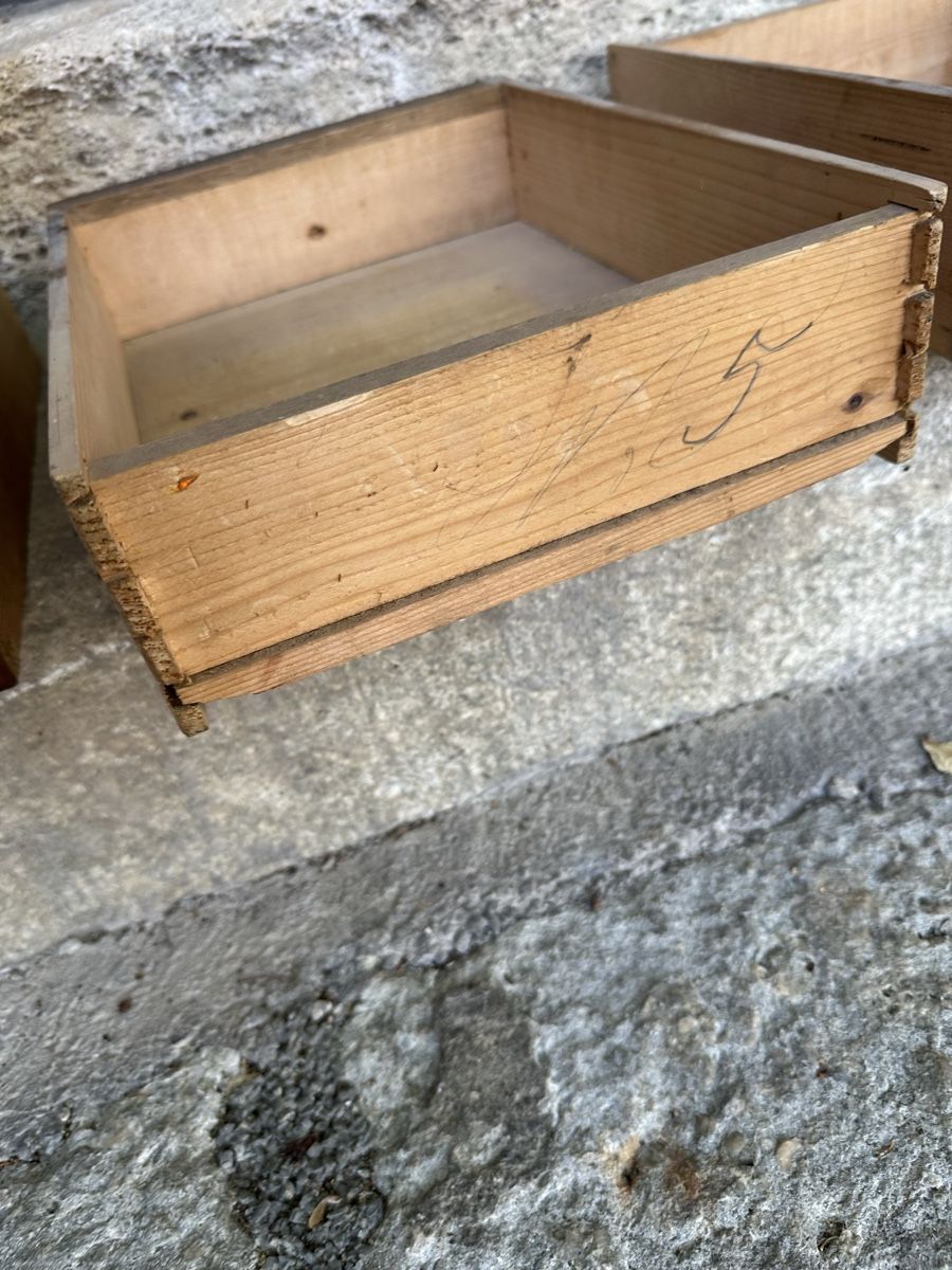 Articoli in legno: 4 Schubladen Sekretär Holz  – Usato da Villmergen venduto da Bezdupe 6