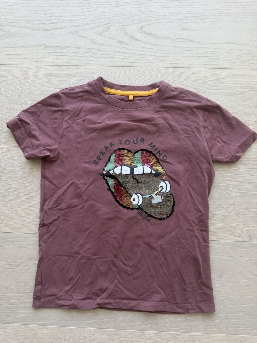 Camicette, T-shirt & Top: The new Tshirt 134/140 cm – Nuovo (secondo la descrizione) da Wallisellen venduto da Nataschab0