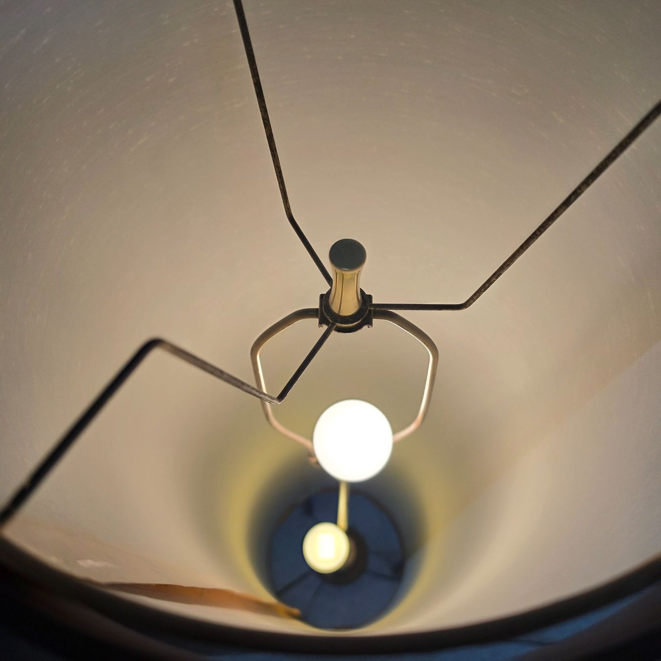 Martin Lampen: Martin Aakervik for Modeline Walnut Floor Lamp Stehleuchte – Gebraucht aus Nottwil von Wondewa-Shop 5