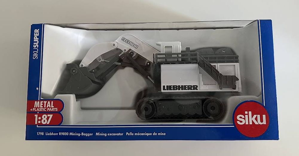 SIKU 1798 Liebherr R9800 Mining Bagger | NEU (Neu und originalverpackt) in Basel für CHF 25