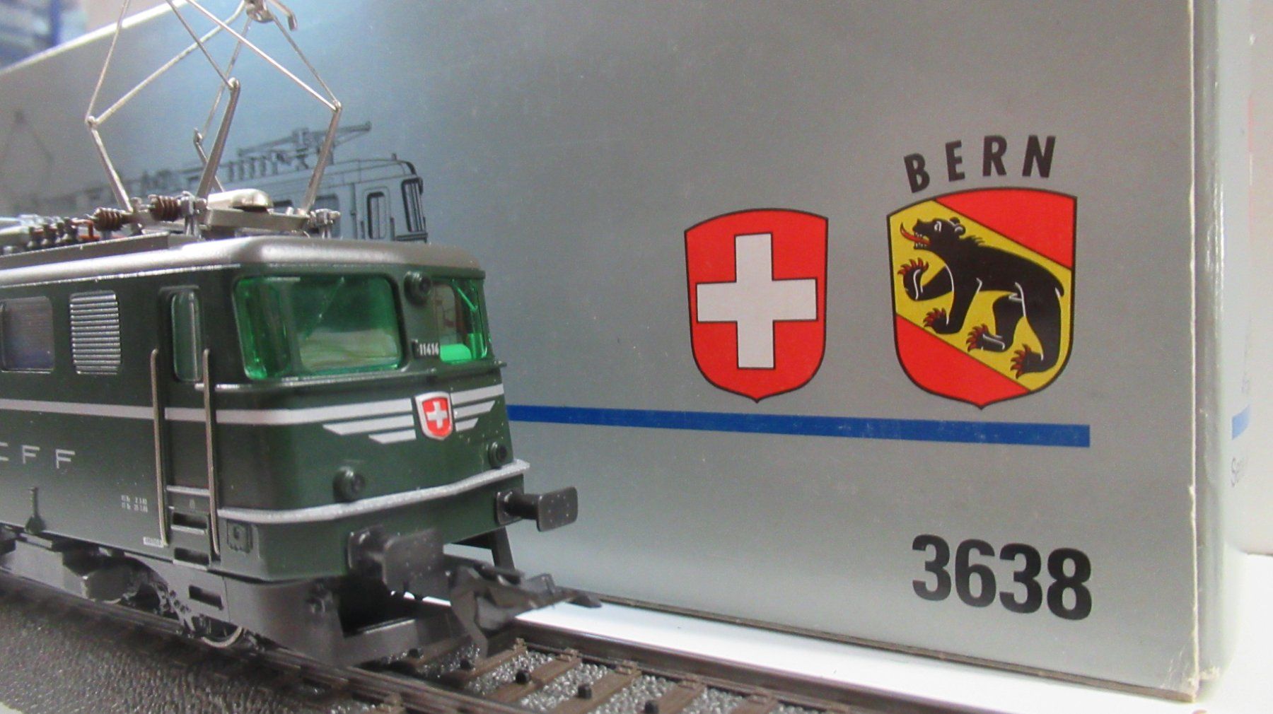 Märklin Modelleisenbahnen: Märklin Ae 6/6 "Bern"  Digital MFX platine LED – Neu (gemäss Beschreibung) aus Martigny von nevada98 2