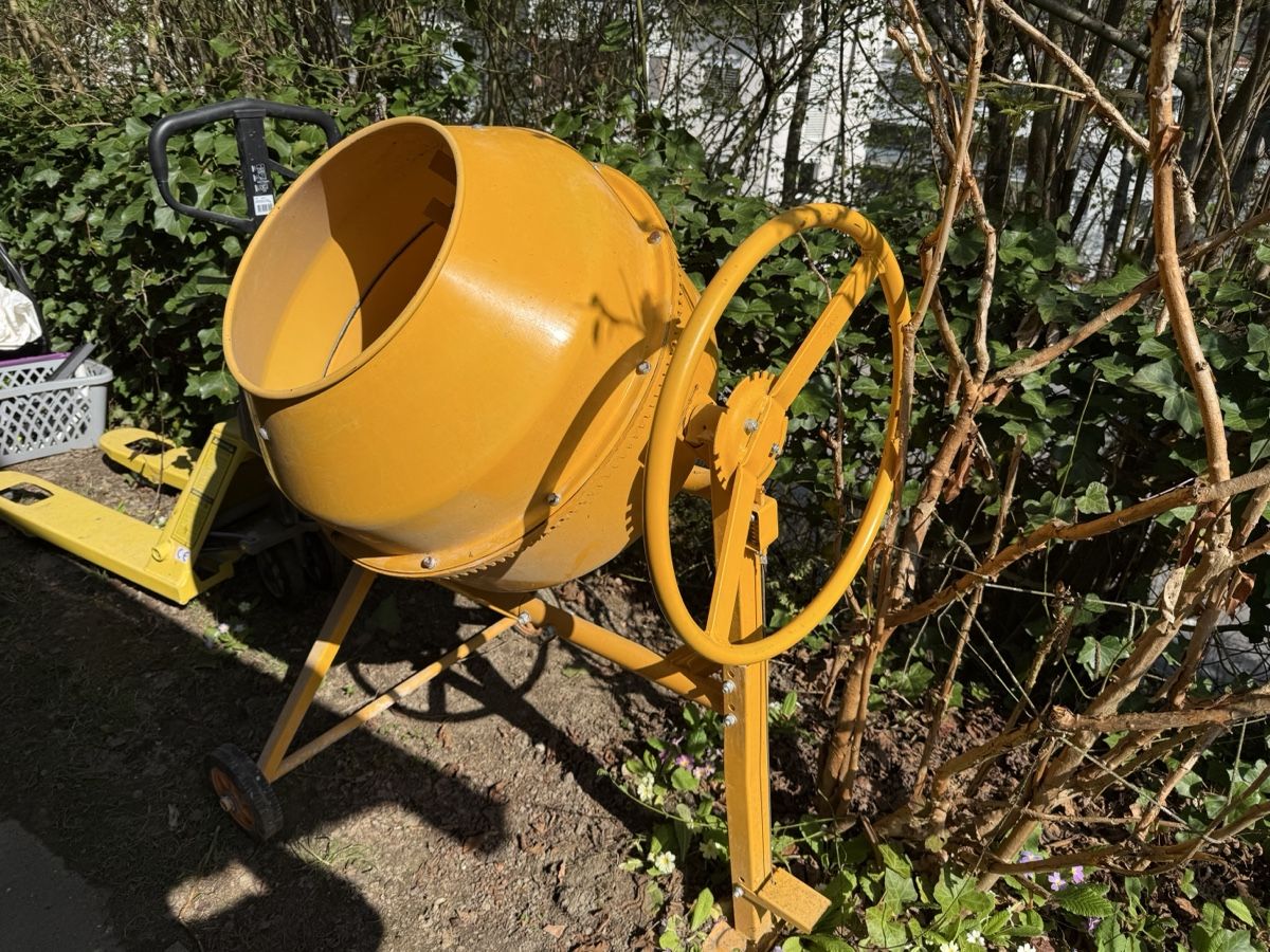Tutte le macchine: Betonmischer elektrisch – Usato da Zofingen venduto da zzzzzz