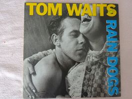 TOM WAITS ** RAIN DOGS ** EXCELLENT