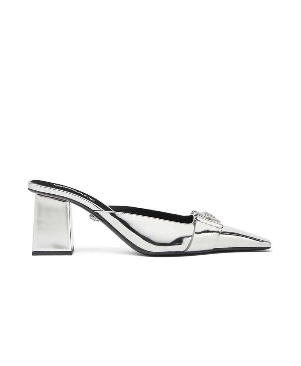 Versace Chaussures femmes: Versace Mules Silber Grösse 39 neuwertig – Neuf (Voir description) à Wilen b. Wollerau par lia_9v87 2