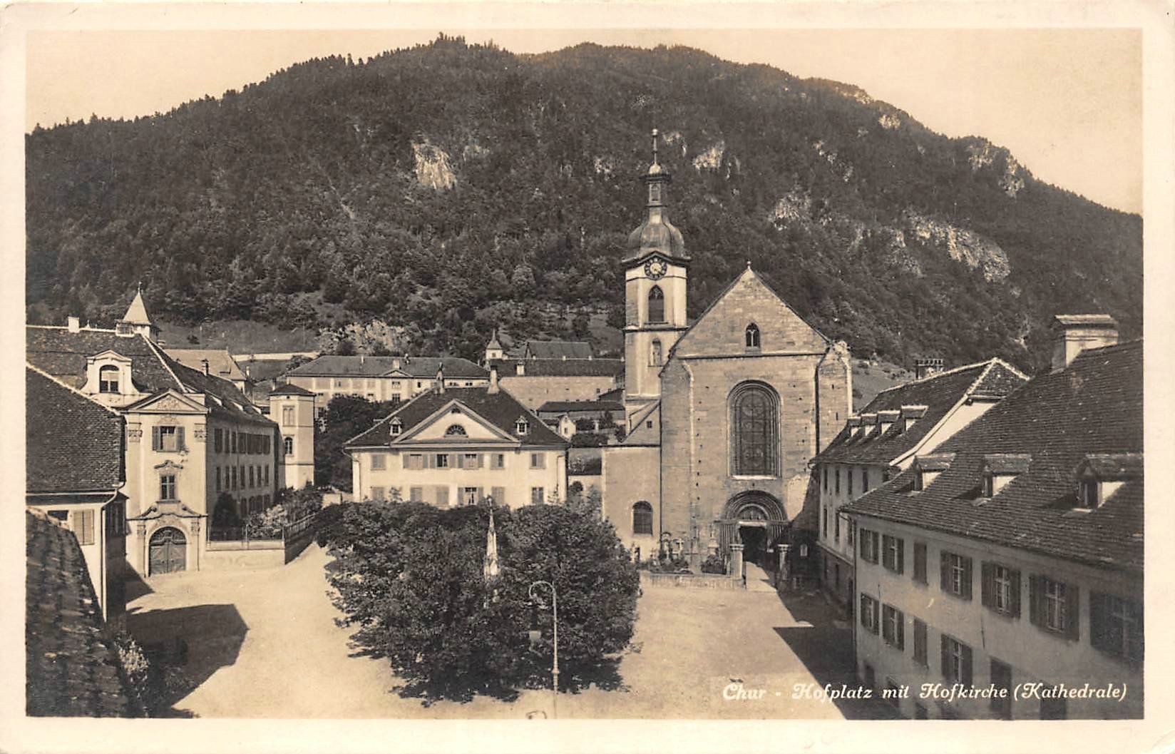 Ansichtskarten: 2x Chur, Hofplatz, Hofkirche – Gebraucht aus Ottikon b.Kemptth. von Neptun1974 2