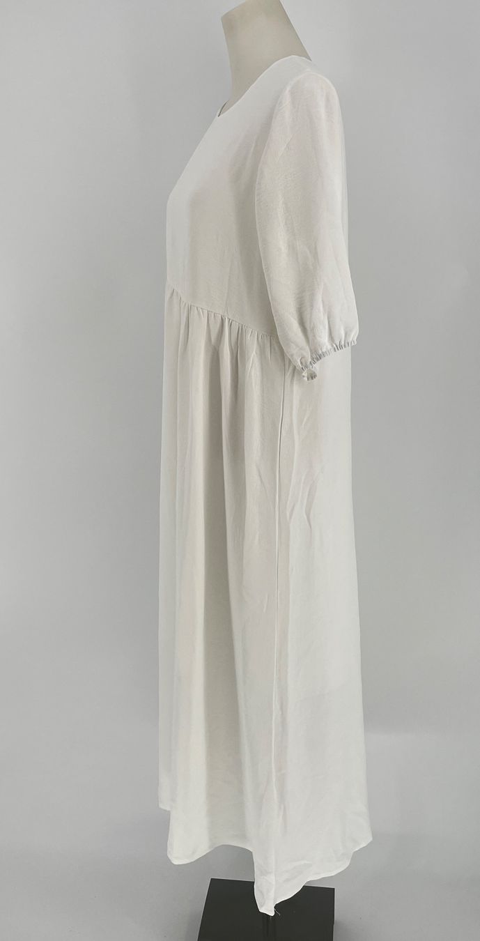 Vestiti: weisses Kleid/ Maxikleid Gr. L – Usato da Auenstein venduto da moin. 1