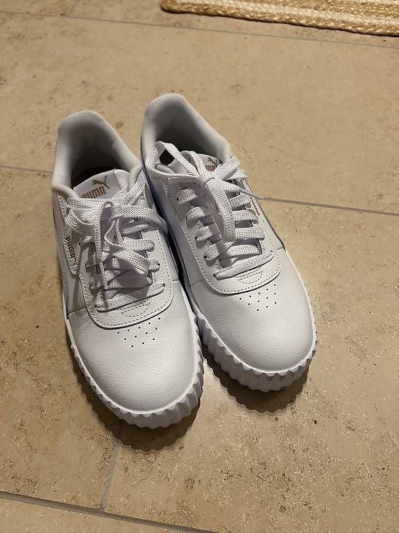 Scarpe da donna: Puma Sneakers  – Usato da Zürich venduto da AJO91 1