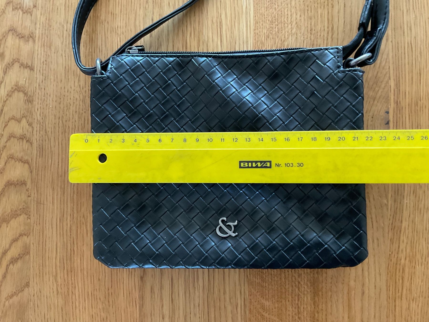 Taschen für Damen: Handtasche schwarz Fabrikneu – Neu und originalverpackt aus Wetzikon ZH von Libelle01 2