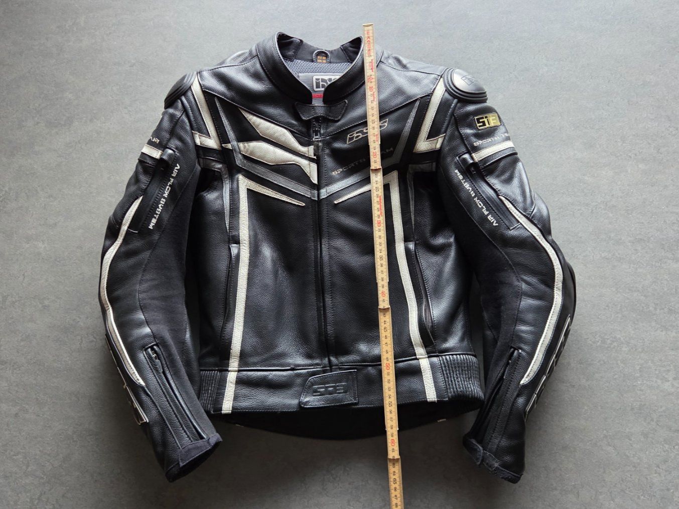 IXS Giacche: Lederkombi IXS 48 – Usato da Dürrenroth venduto da jacli