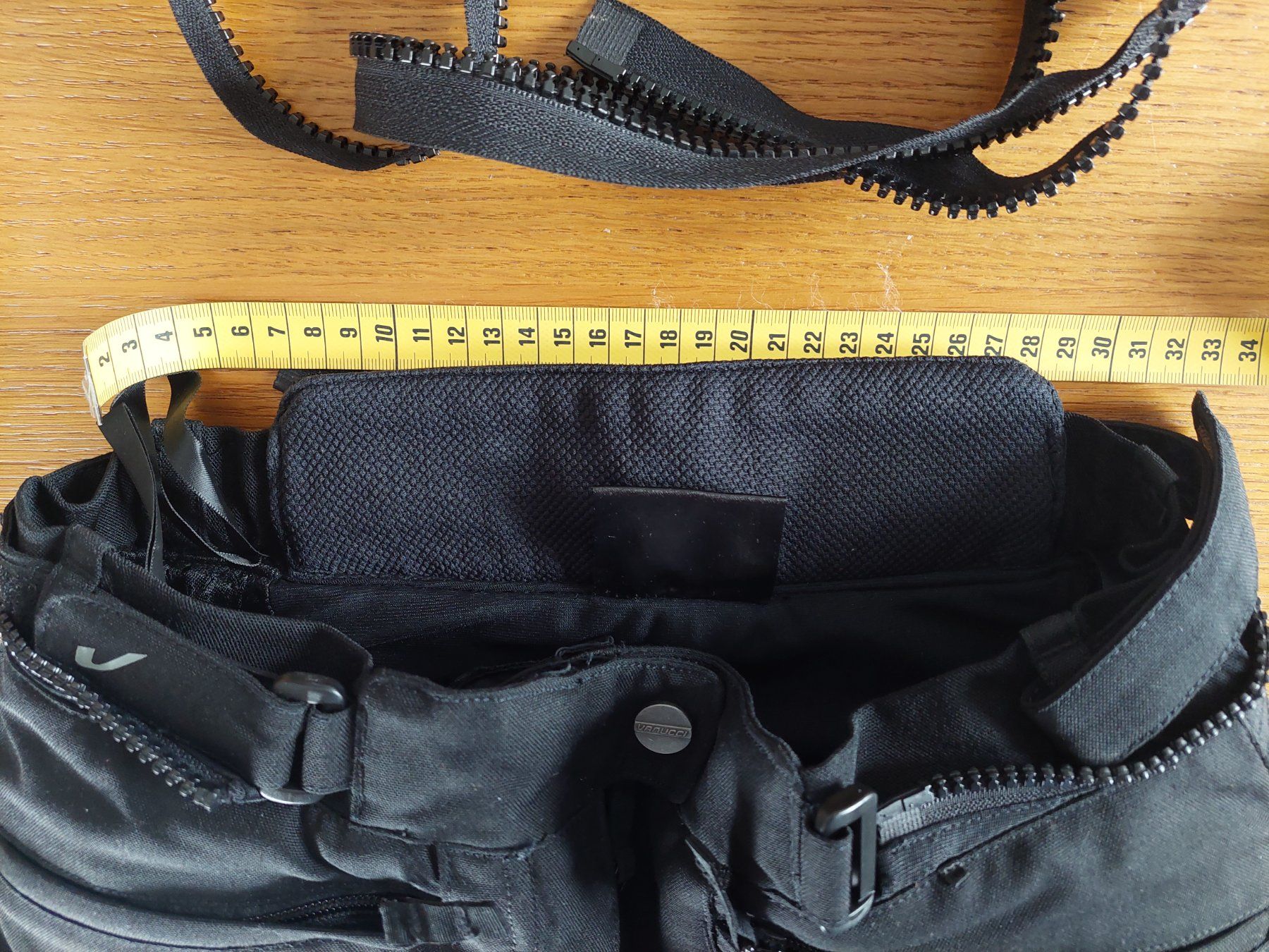 Vanucci Pantaloni: Vanucci Motorradhose Textilhose Gr. 34 – Usato da Abtwil AG venduto da kidimagic1 6