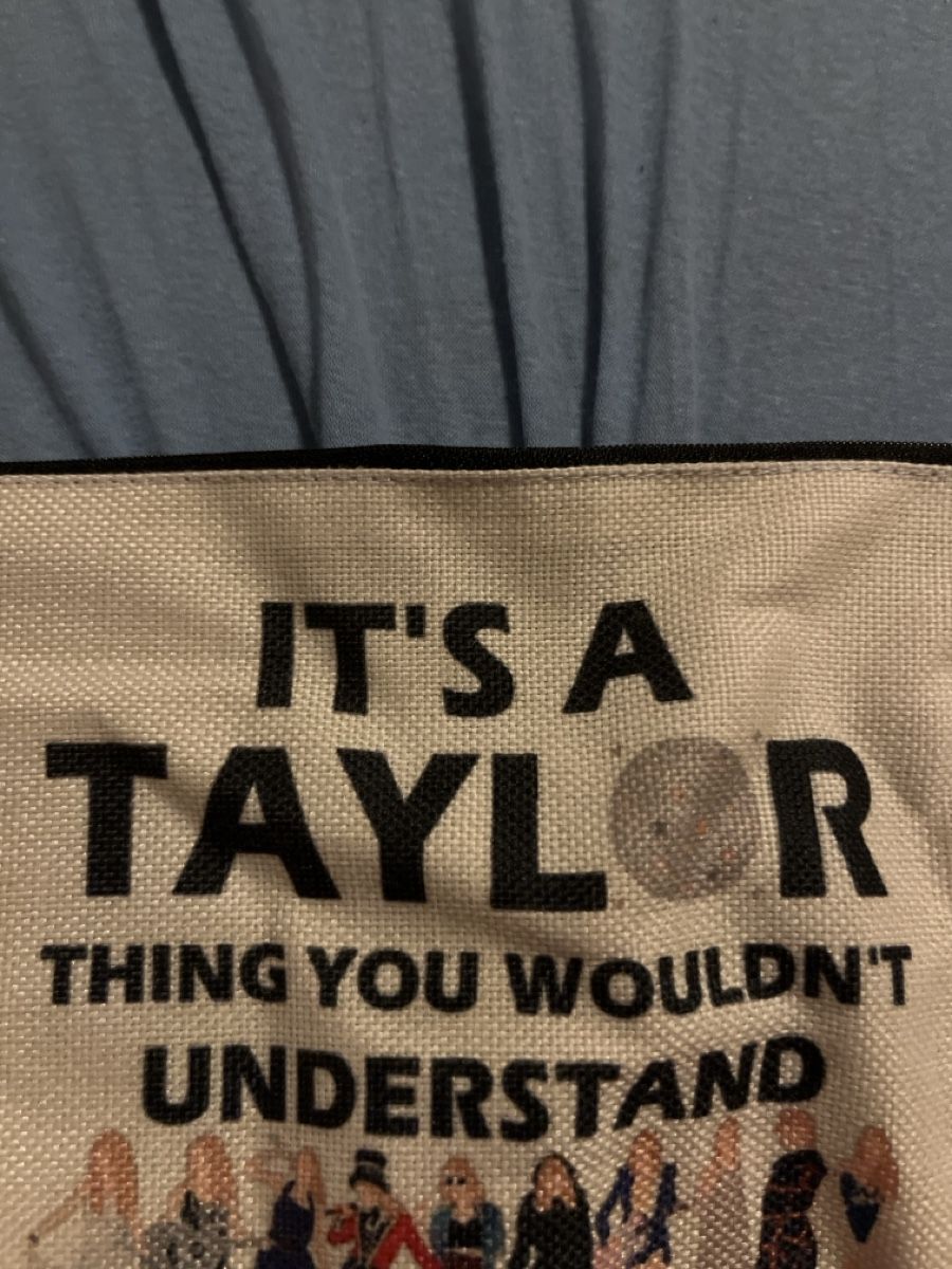 Taschen: Necessaire Taylor Swift  – Neu (gemäss Beschreibung) aus Zürich von lia_szs8 2