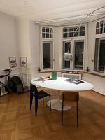 Knoll Saarinen Tulip Table  oval, ca. 2 m, weiss