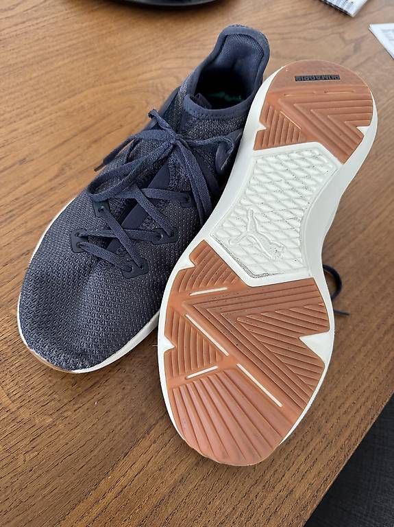 Puma Scarpe da uomo: PUMA PROFOAM Gr. 42 – Usato da Widnau venduto da sar_p6vq 1