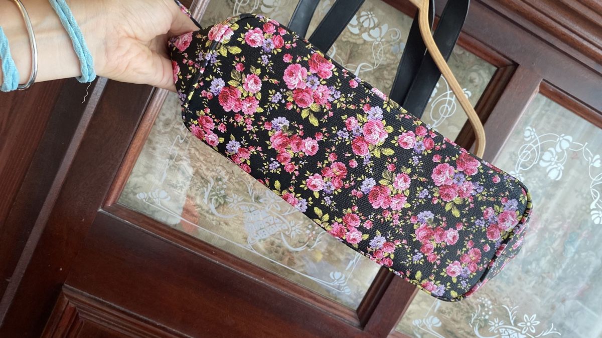 Sacs femmes: Tasche Sommertasche – D'occasion à Obfelden par tan_9lj9 3