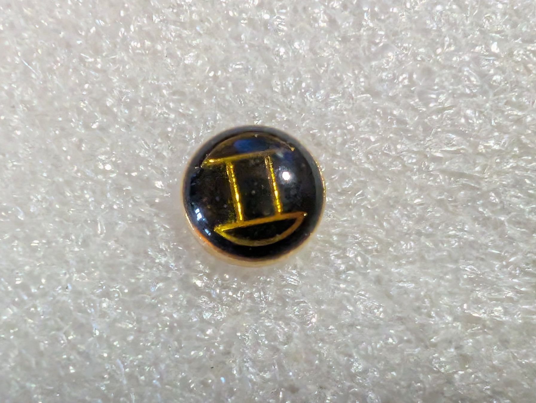 Placchette & Badge: Ansteckpin 133: – Usato da Oppligen venduto da Pin-Fall-Shop