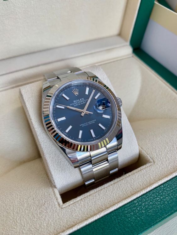 Rolex Datejust 41 Blue Face Fluted Bezel Oyster Bracelet Kaufen auf