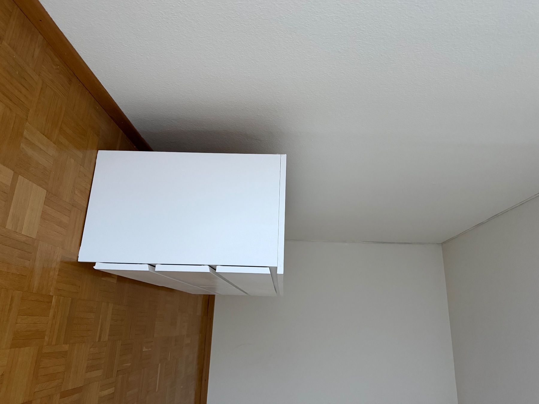 Ikea Cassettiere: Kommode weiss 6 Schubladen guter Zustand – Usato da Zürich venduto da Zuzana82 1