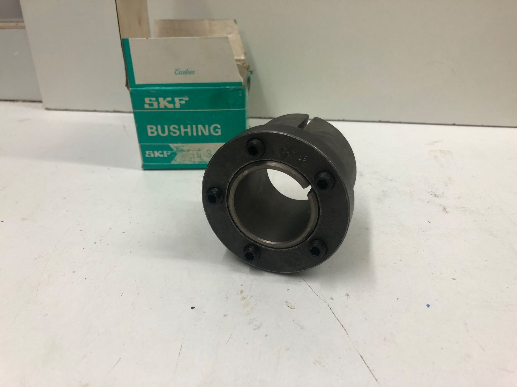 SKF Cuscinetti a sfere: SHT 35 Gleitlagerbuchsen SKF – Nuovo e nell'imballaggio originale da Schötz venduto da EMTEC02