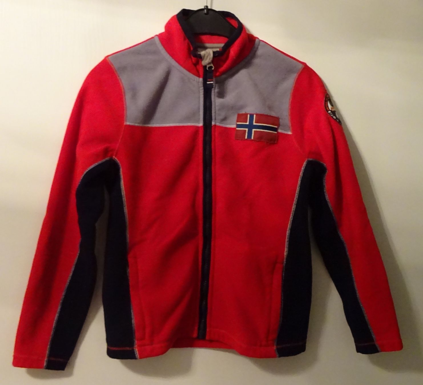 Napapijri Giacche & Cappotti: Gr. 152 Sweat-Jacke von Napapijri – Usato da Wagenhausen venduto da FrauLang